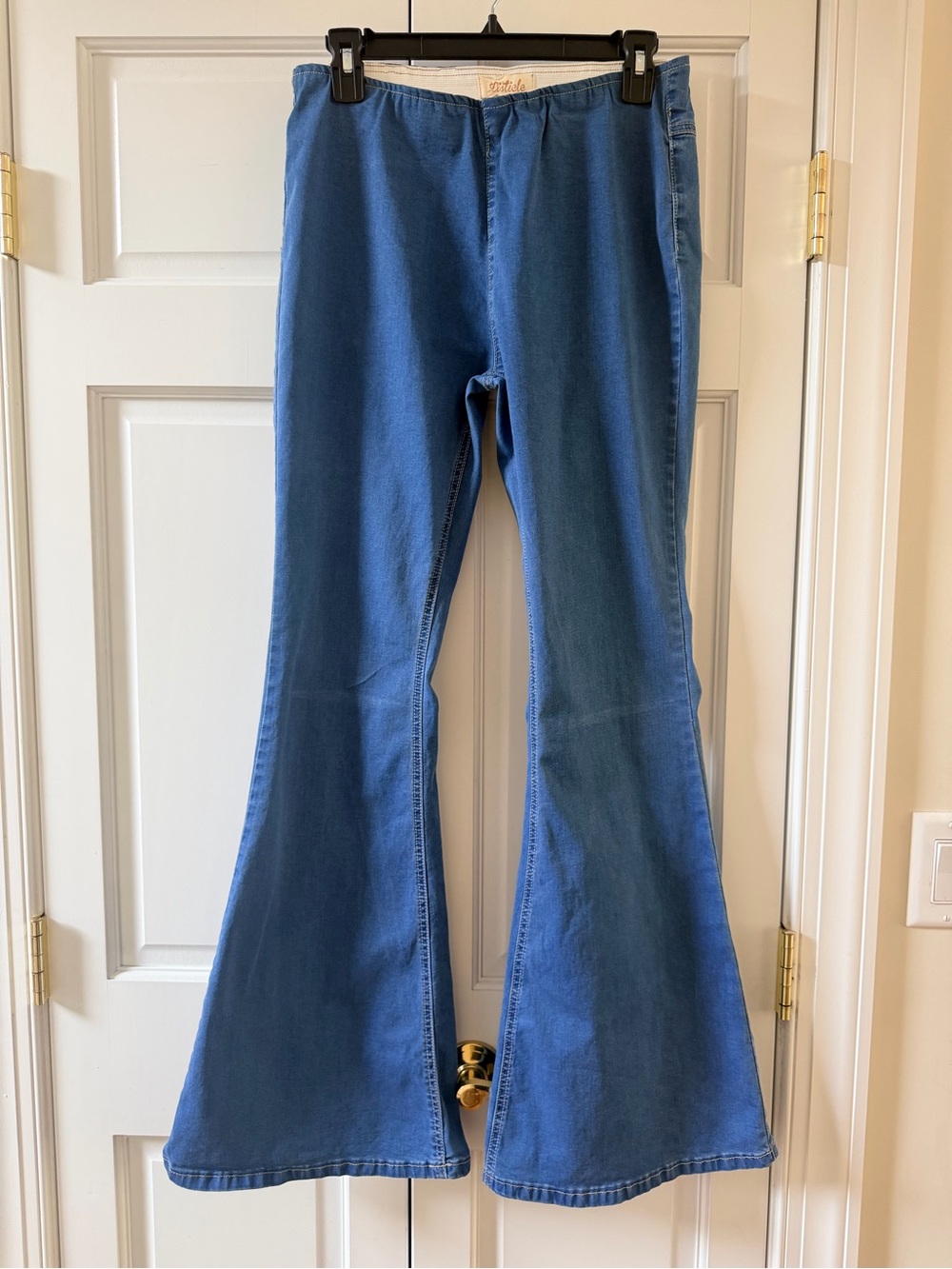Listicle Blue Flared Wide-Leg Jeans